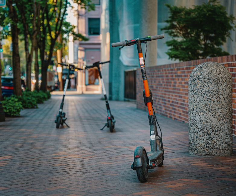 Elsparkcykel – regler 2026 (ålder, hjälm, var du får köra)